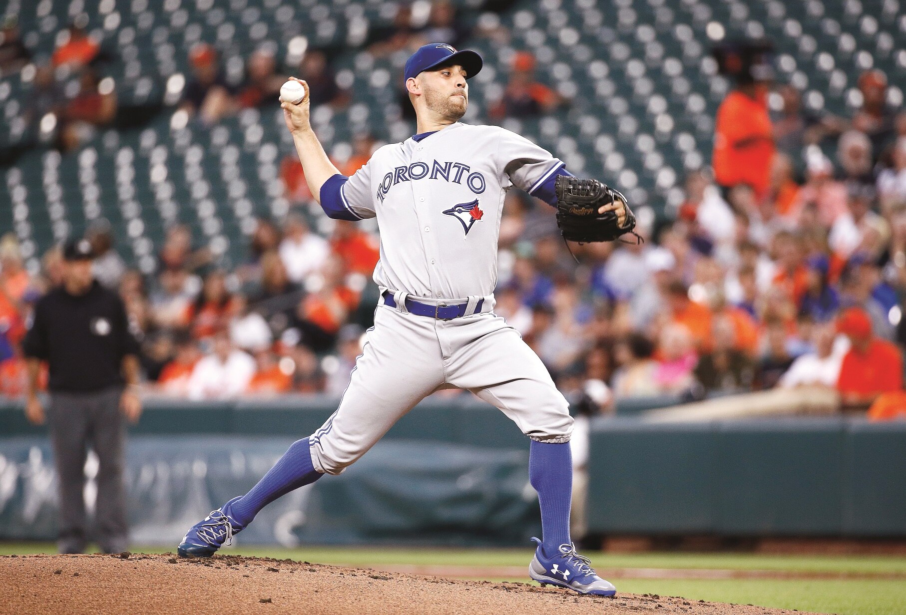 Estrada gana y Osuna salva