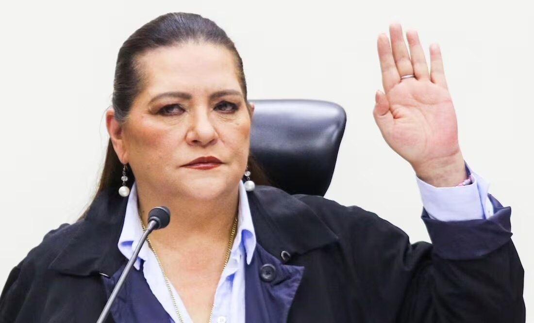 La presidenta consejera, Guadalupe Taddei en sesión extraordinaria del INE este 18 de agosto de 2025. Foto: Victoria Valtierra/ Cuartoscuro