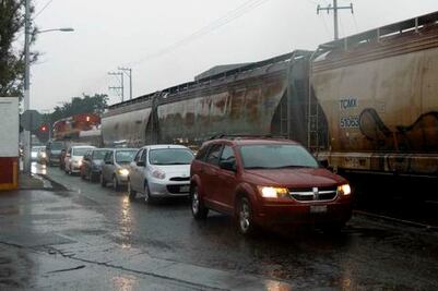 Ensamblado del tren paraliza la circulación