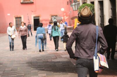 La juventud es lo más valioso que tiene Querétaro: Roberto Loyola