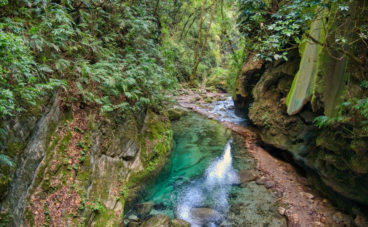 Cañón de la angostura en Querétaro, un lugar con pozas de aguas cristalinas
