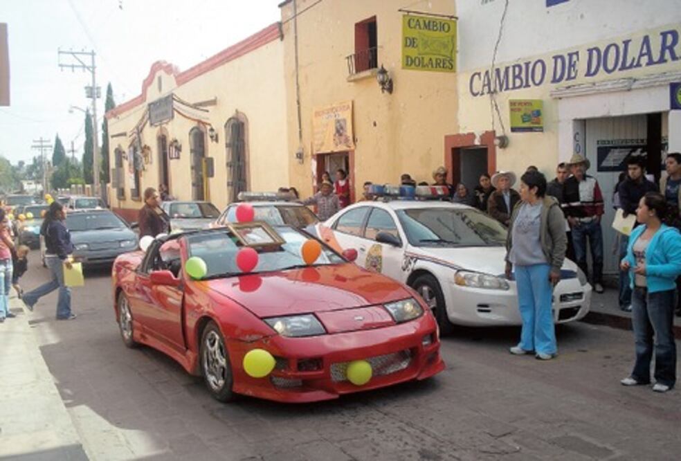 Alistan Caravana para traer migrantes