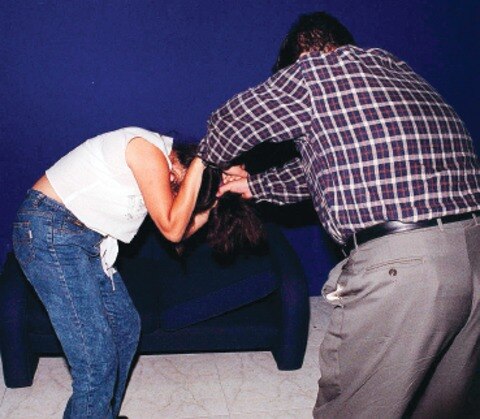 Alertan de violencia  familiar