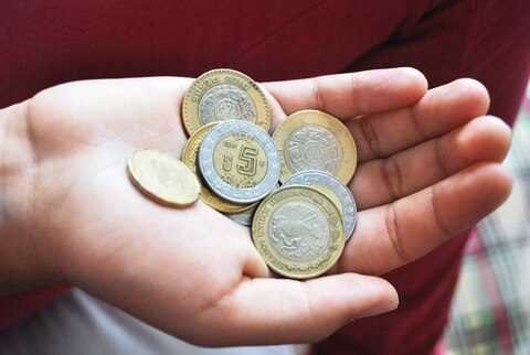 Sindicatos, en pugna por aumento salarial