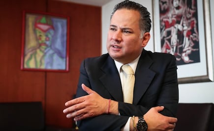 Tras boda en Guatemala, Santiago Nieto renuncia a la Unidad de Inteligencia Financiera