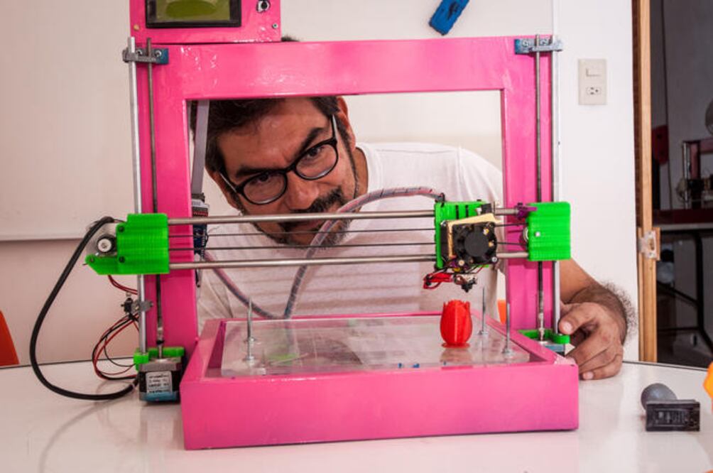 Industria del plástico se defiende ante competencia y tecnologías