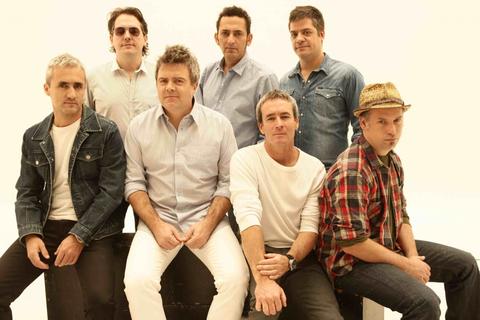 Los Pericos graban disco en su casa