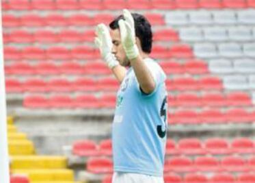 Los Gallitos van contra Pumas