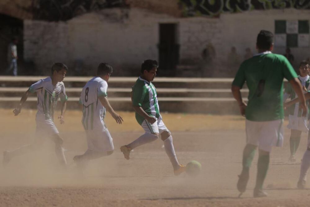 Las canchas de Hércules y de la colonia Azteca son las únicas cercanas a la capital queretana en las que aún se juega futbol llanero