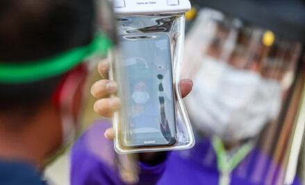 "Échale ganas, te esperan tus nietos", dicen hijos a su madre, en videollamada