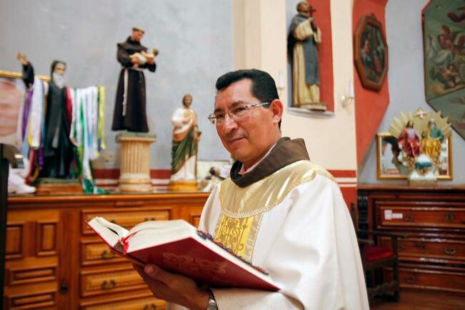 Con la esperanza de encontrar el amor, voltean a San Antonio