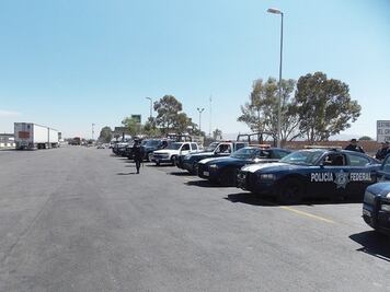 Blindan seguridad por juego de Gallos