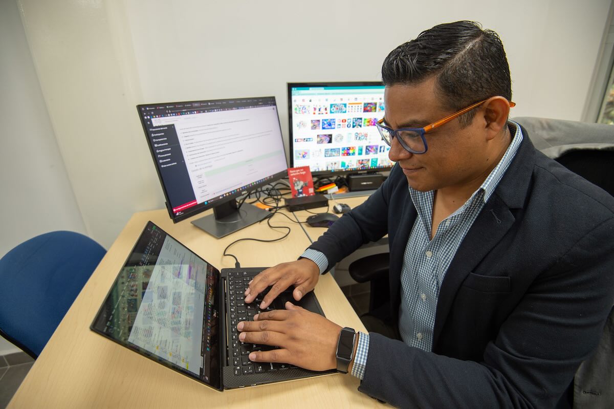 “Debe discutirse regulación de acceso de menores a redes”