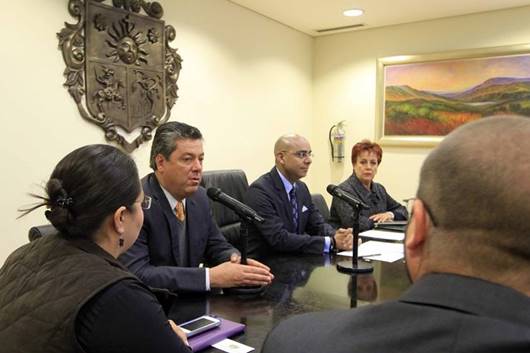 Preocupa adicciones en menores