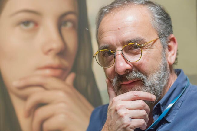 Tiene 31 años viviendo en Querétaro, aquí formó su familia y abrió el Museo Santiago Carbonell, donde sus obras muestran la pureza de la carnalidad y esencia femenina (DEMIAN CHÁVEZ. EL UNIVERSAL)