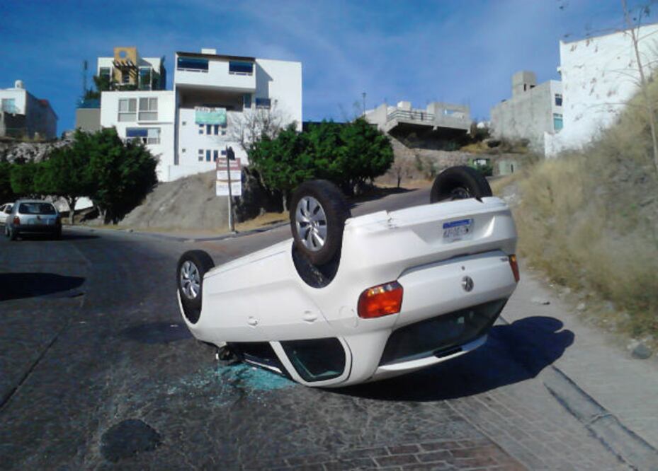 Volcadura en Milenio III