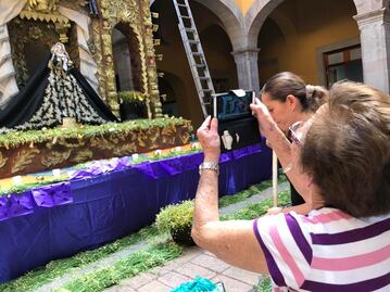 Tradición. Arte y moda en altares