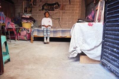 Levantan bandera blanca en Piso firme 