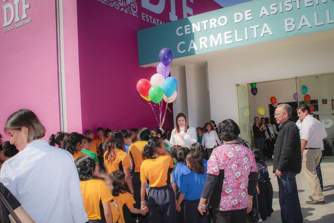 Comienza traslado de menores a albergue