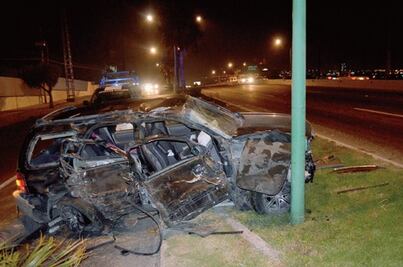 Llevan a conductor lesionado a hospital