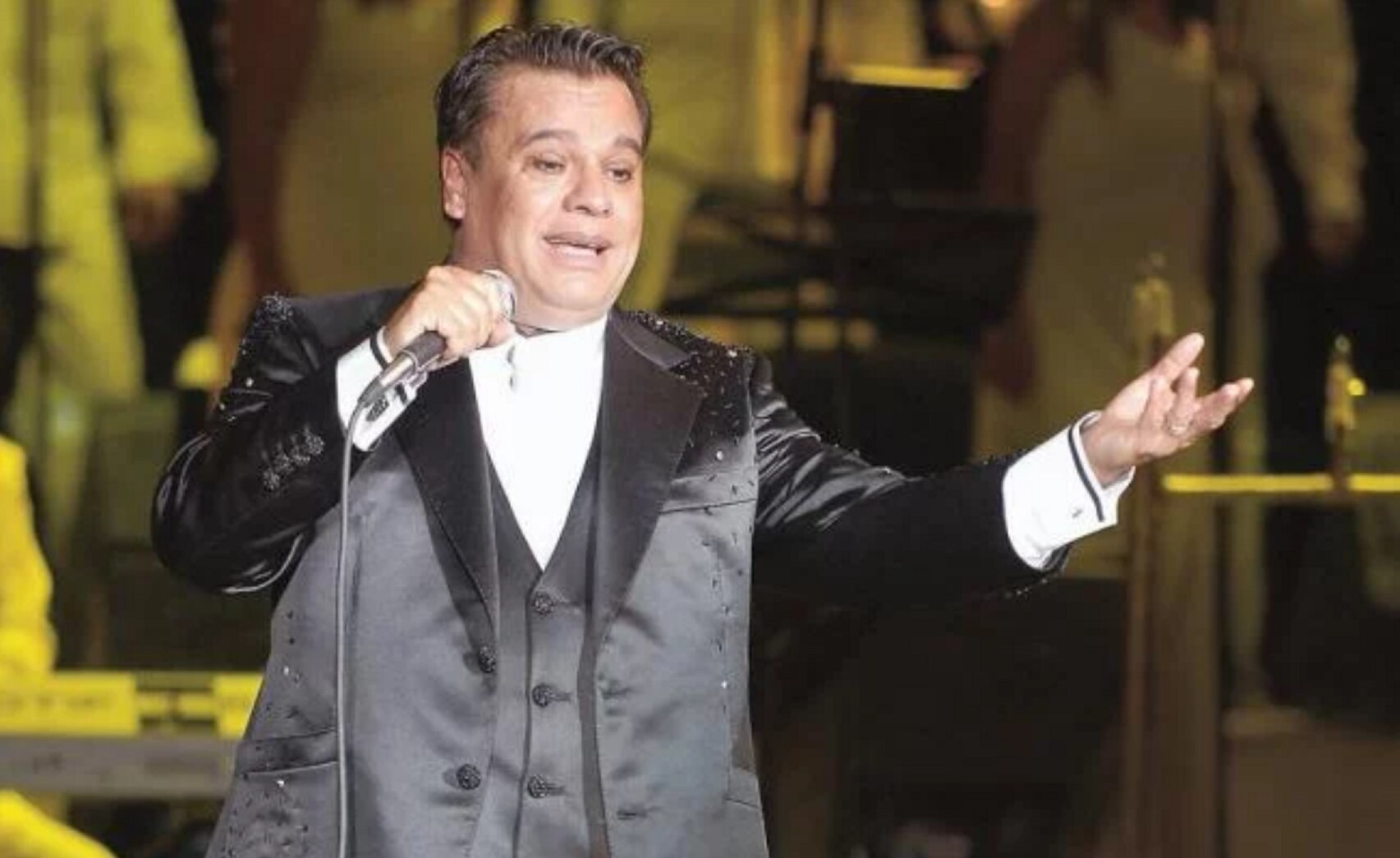 Mensaje en la cuenta de Twitter de Juan Gabriel causa polémica