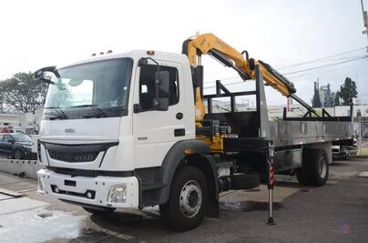 Servicios Públicos estrena grúa de 18 metros de altura