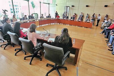 Ahorrarán 52 mdp sin prerrogativas: Marcos