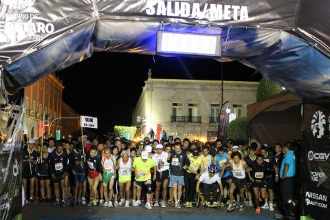 Más de 5 mil en Carrera Nocturna