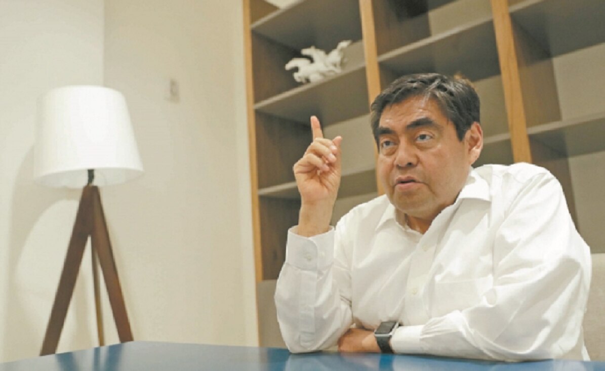 Miguel Barbosa niega apropiarse de escuelas privadas en Puebla