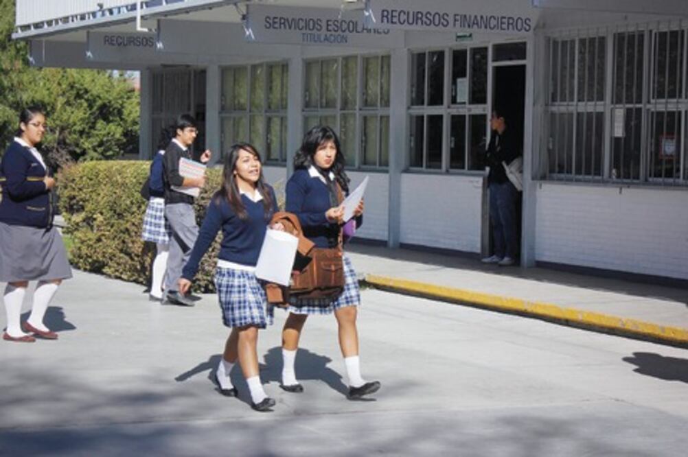 Espera SJR 6 mdp para bachilleres