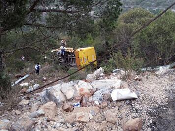 Detenidas, obras en carretera de Los Juárez