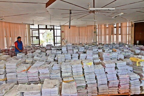 Exigen ley para digitalizar archivos