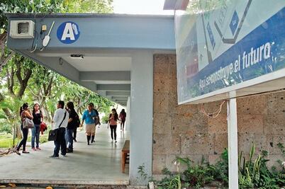 UAQ busca evitar huelga