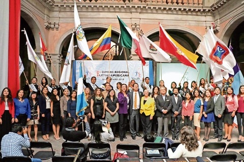 Buscan que los jóvenes conozcan sus derechos