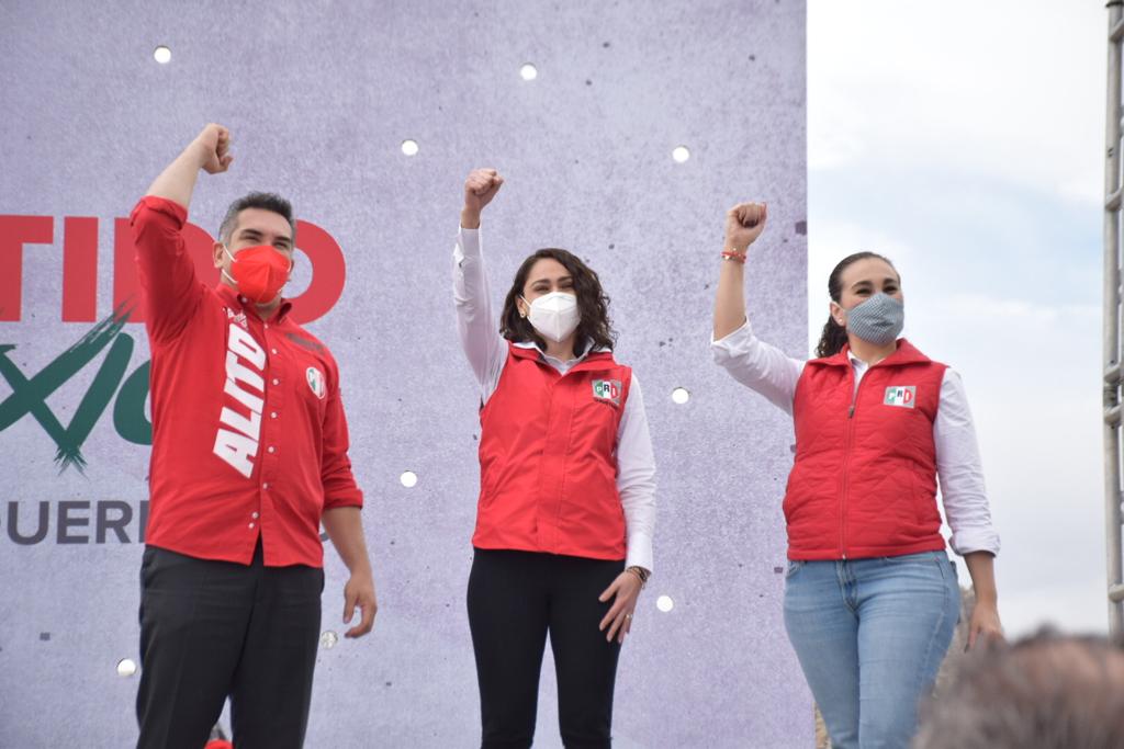 Abigail Arredondo sí organiza mitin