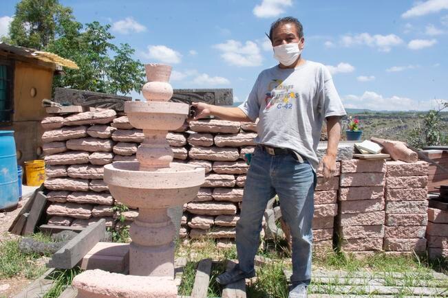 Artesano es optimista frente a la pandemia del Covid-19 