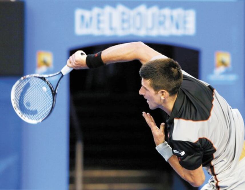 ‘Nole’ inicia bien defensa del título