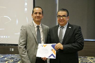 Acevedo, nuevo presidente de la AMIQRO