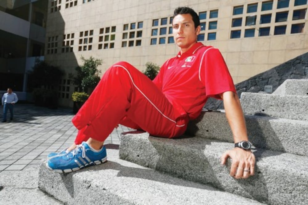 Rivera dice que es candidato al podio 