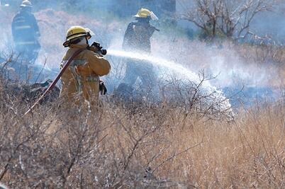 Bomberos, con agua de nuevo