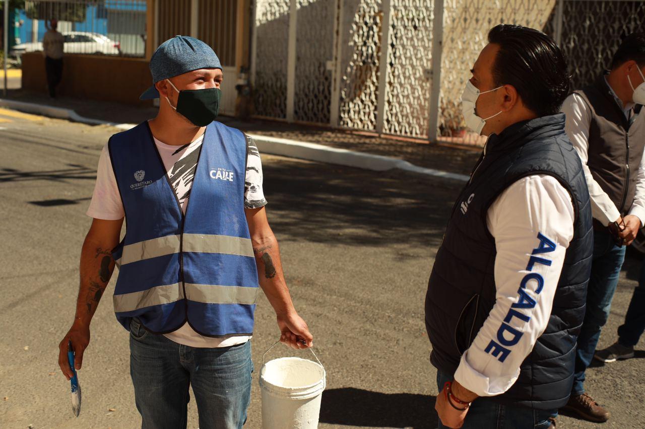 Ganan 5 mil pesos mensuales trabajadores temporales de municipio de Querétaro