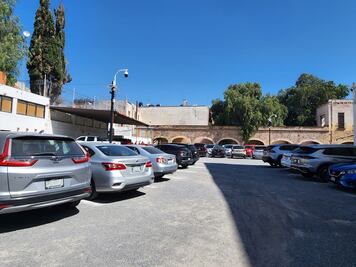 Buscan otorgar permisos especiales de estacionamiento a quienes viajan con personas con discapacidad