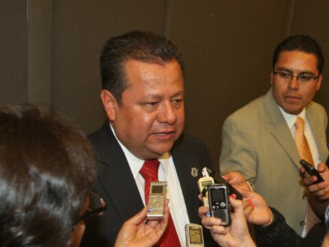 Celebran trabajo entre gobiernos