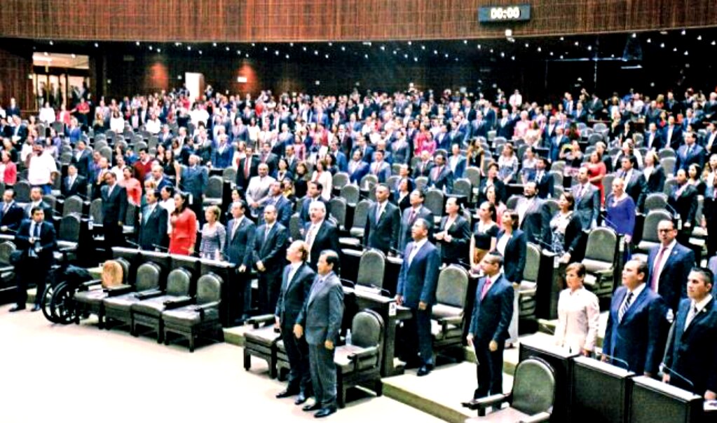 Diputados gastan 1.7 mdp en un viaje a Abu Dhabi