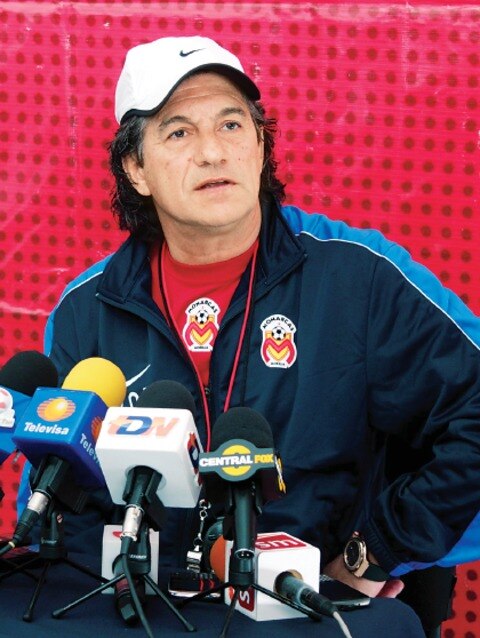 Tres goles no es tarea imposible: Romano