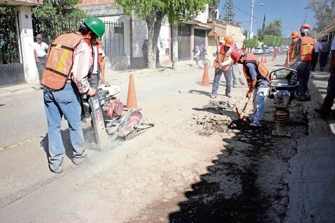 Dos empresas reencarpetan