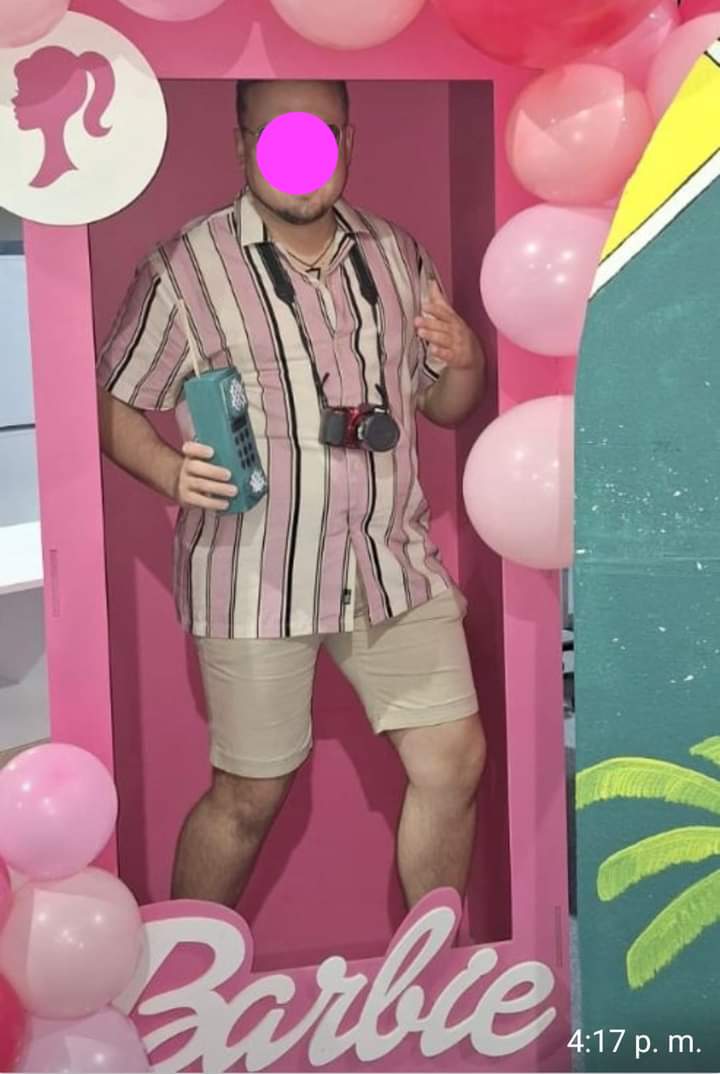 Fiestión de Barbie en oficinas