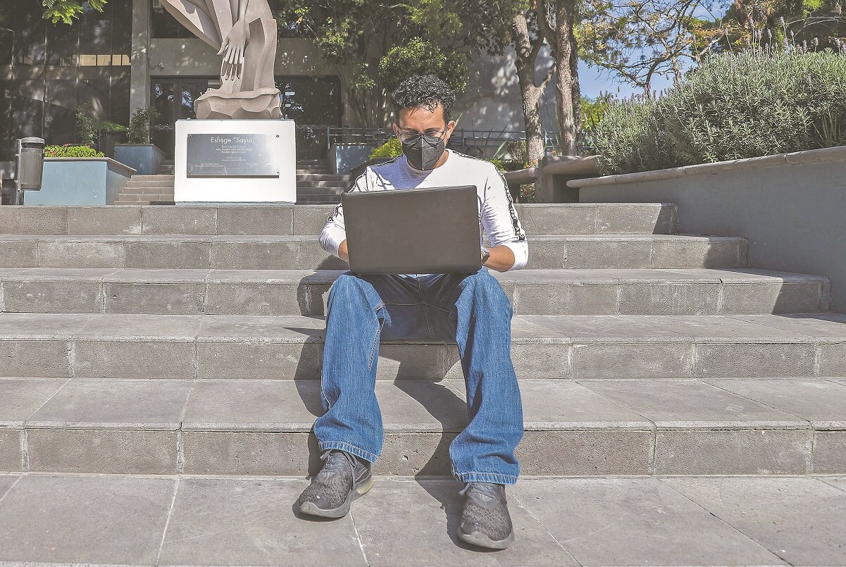 Ha sido complicado modelo a distancia, opinan estudiantes