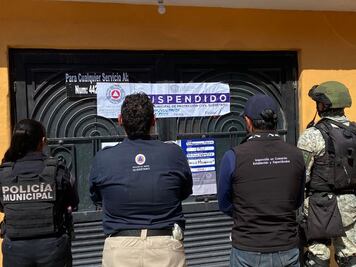 Clausuran dos viviendas por venta clandestina de alcohol en Santa María Magdalena