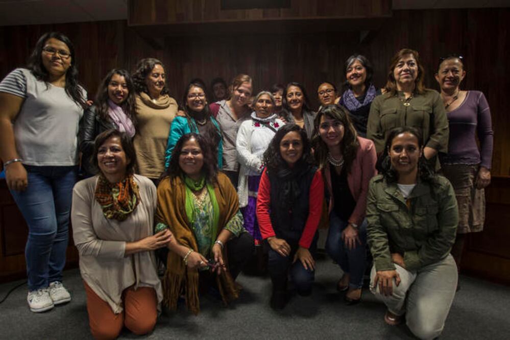 Conmemoran 110 años del primer congreso feminista